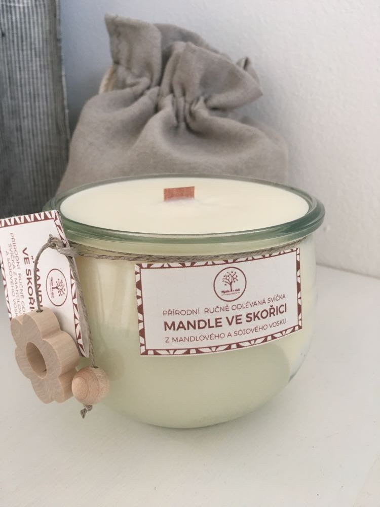 VELKÁ mandlovo-sójová svíčka MANDLE VE SKOŘICI - 500 gramů